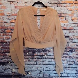 The Clothing Co / cropped blouse